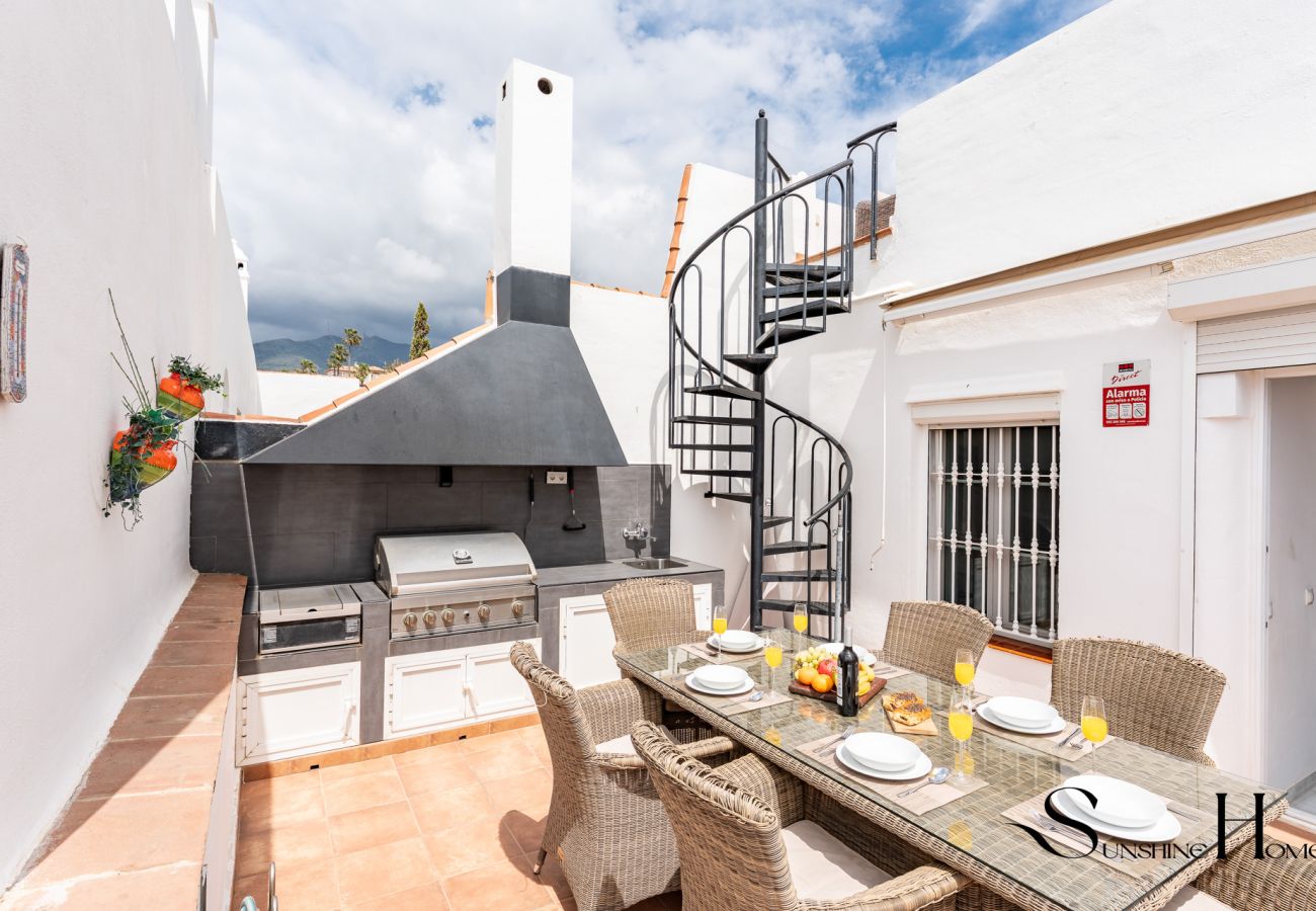 Casa adosada en Benalmádena - Beautiful views family townhouse steps from the BEACH