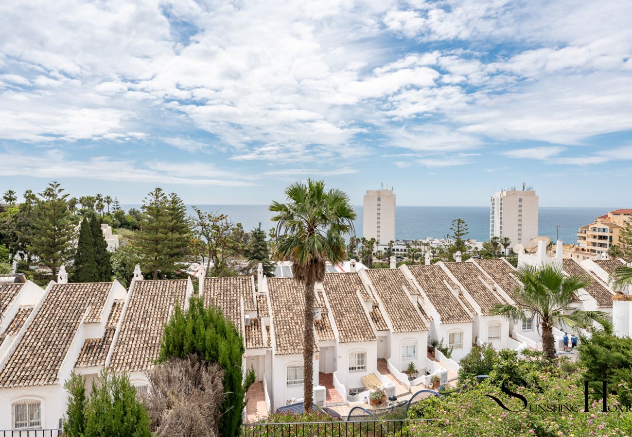 Casa adosada en Benalmádena - Beautiful views family townhouse steps from the BEACH