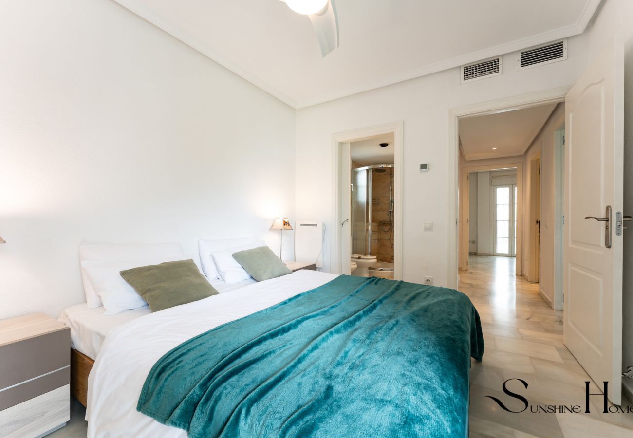 Casa adosada en Benalmádena - Beautiful views family townhouse steps from the BEACH