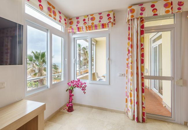 Apartamento en Torremolinos - Fantastic Views > On the Beach > Best Location !