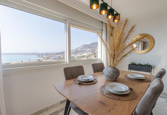 Apartamento en Benalmádena - Stunning sea and mountains views close to the beach !