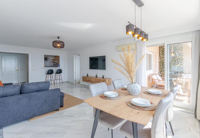 Apartamento en Benalmádena - Stunning sea and mountains views close to the beach ! Apartamento en Benalmádena - Stunning sea and mountains views close to the beach !