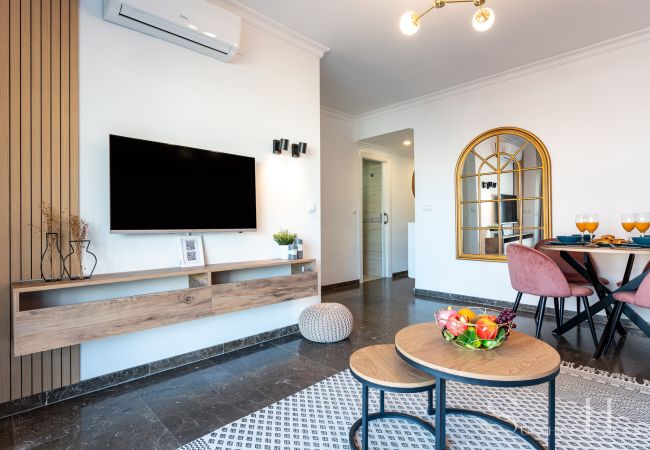 Apartamento en Torremolinos - First line , Cosy and Comfortable + Swimming pool Apartamento en Torremolinos - First line , Cosy and Comfortable + Swimming pool