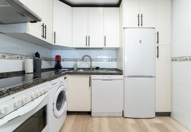 Apartamento en Fuengirola - Superb Location Beachfront , 3 bed with terrace Apartamento en Fuengirola - Superb Location Beachfront , 3 bed with terrace