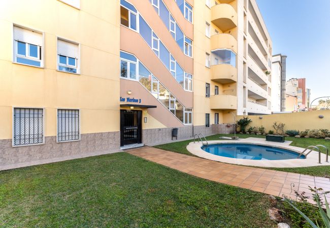 Apartamento en Fuengirola - Superb Location Beachfront , 3 bed with terrace Apartamento en Fuengirola - Superb Location Beachfront , 3 bed with terrace