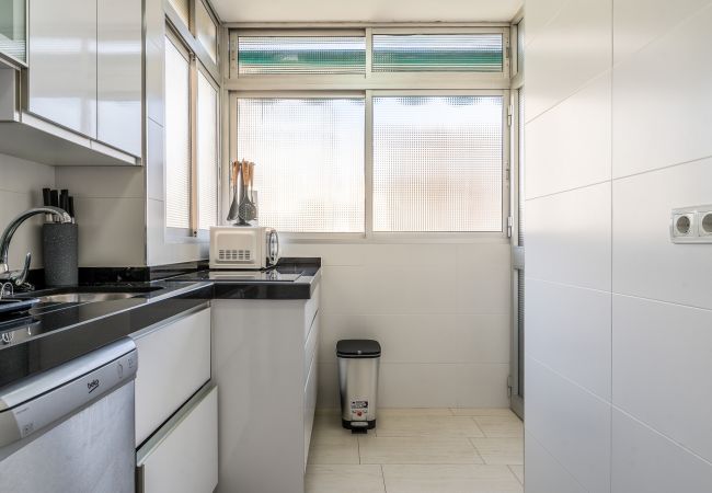Apartamento en Torremolinos - Seaview 2 bedroom apartment 2min away from a beach Apartamento en Torremolinos - Seaview 2 bedroom apartment 2min away from a beach
