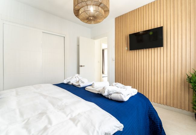 Apartamento en Torremolinos - Seaview 2 bedroom apartment 2min away from a beach Apartamento en Torremolinos - Seaview 2 bedroom apartment 2min away from a beach