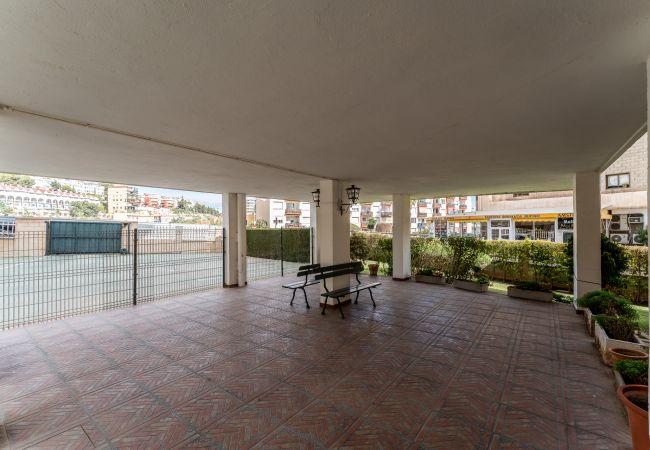 Apartamento en Torremolinos - Seaview 2 bedroom apartment 2min away from a beach Apartamento en Torremolinos - Seaview 2 bedroom apartment 2min away from a beach