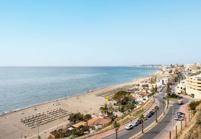 Apartamento en Benalmádena - Spectacular sea views parking and pool 