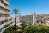 Apartamento en Benalmádena - Benalbeach Bliss: Seafront Retreat with Balcony Apartamento en Benalmádena - Benalbeach Bliss: Seafront Retreat with Balcony