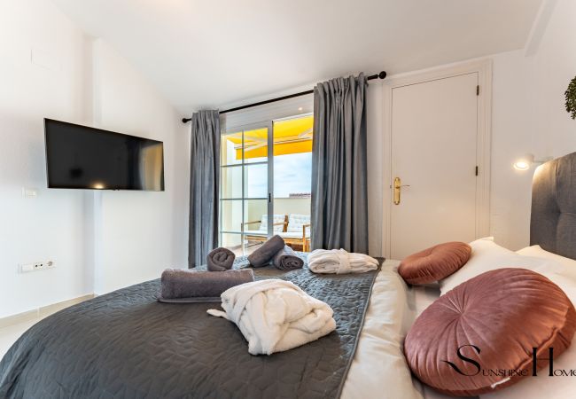 Casa adosada en Benalmádena - 3Bd townhouse Jacuzzi , Sea view , pool , private garage  Casa adosada en Benalmádena - 3Bd townhouse Jacuzzi , Sea view , pool , private garage