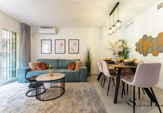 Casa adosada en Benalmádena - 3Bd townhouse Jacuzzi , Sea view , pool , private garage  Casa adosada en Benalmádena - 3Bd townhouse Jacuzzi , Sea view , pool , private garage