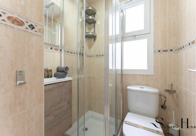 Apartamento en Fuengirola - Central Seaside Lux:1min away to beach & Terrace Apartamento en Fuengirola - Central Seaside Lux:1min away to beach & Terrace