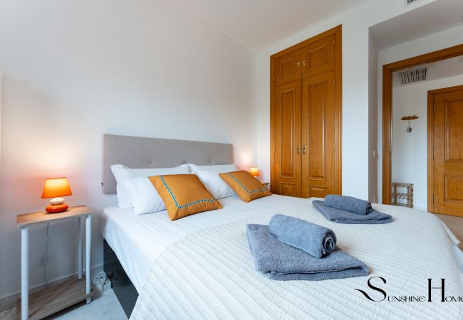 Apartamento en Benalmádena - Amazing Sea and Golf Course view 2BR, Parking Pool Apartamento en Benalmádena - Amazing Sea and Golf Course view 2BR, Parking Pool