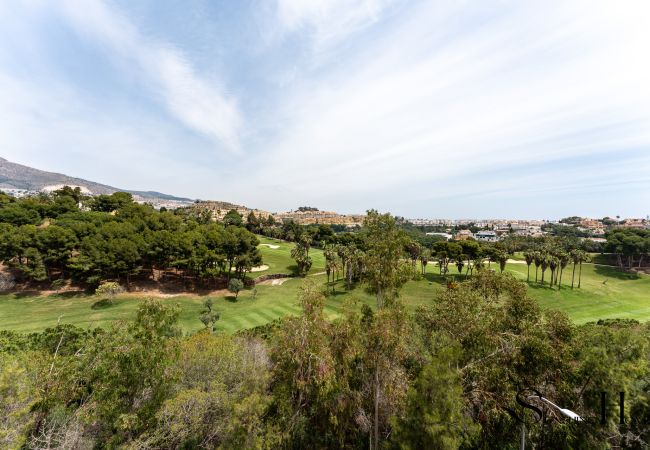 Apartamento en Benalmádena - Amazing Sea and Golf Course view 2BR, Parking Pool Apartamento en Benalmádena - Amazing Sea and Golf Course view 2BR, Parking Pool