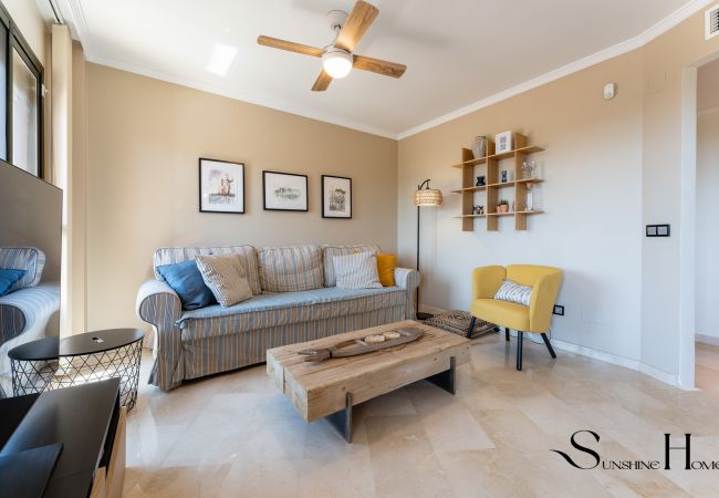 Apartamento en Fuengirola - Tranquil 2 Bed 2 Bath Retreat, Pool, Parking Apartamento en Fuengirola - Tranquil 2 Bed 2 Bath Retreat, Pool, Parking