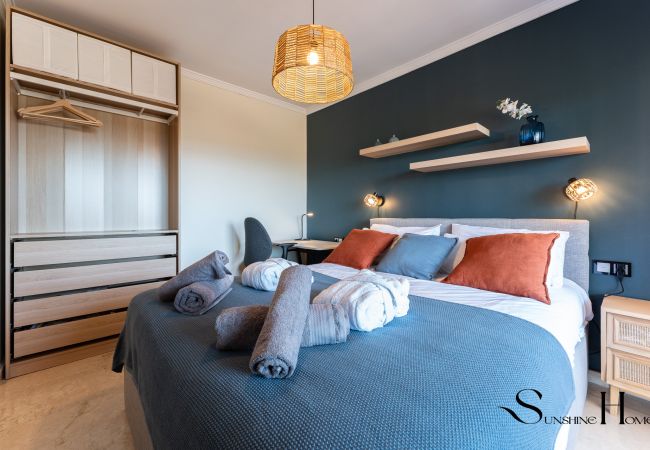 Apartamento en Fuengirola - Tranquil 2 Bed 2 Bath Retreat, Pool, Parking Apartamento en Fuengirola - Tranquil 2 Bed 2 Bath Retreat, Pool, Parking