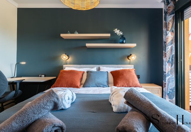 Apartamento en Fuengirola - Tranquil 2 Bed 2 Bath Retreat, Pool, Parking Apartamento en Fuengirola - Tranquil 2 Bed 2 Bath Retreat, Pool, Parking