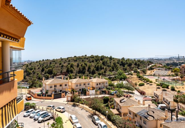 Apartamento en Fuengirola - Tranquil 2 Bed 2 Bath Retreat, Pool, Parking Apartamento en Fuengirola - Tranquil 2 Bed 2 Bath Retreat, Pool, Parking