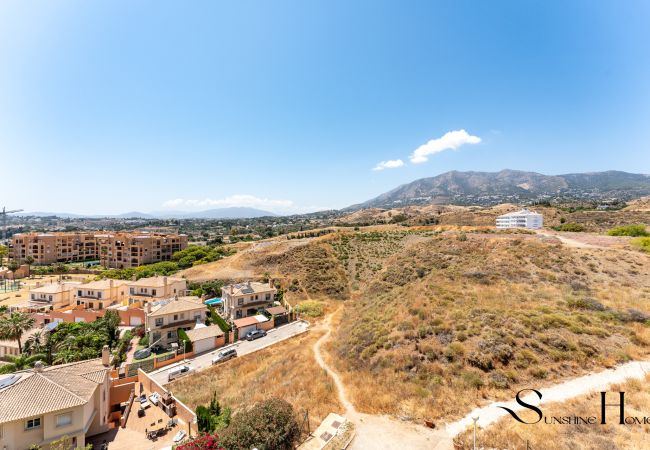 Apartamento en Fuengirola - Tranquil 2 Bed 2 Bath Retreat, Pool, Parking Apartamento en Fuengirola - Tranquil 2 Bed 2 Bath Retreat, Pool, Parking