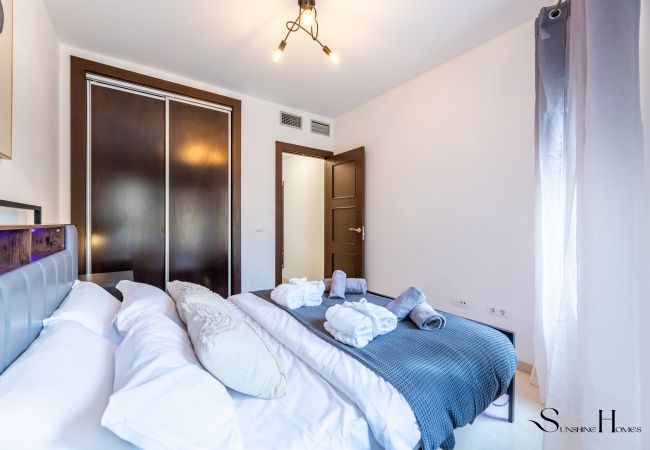 Casa adosada en Fuengirola - Luxury townhouse with rooftop Sauna & Jacuzzi Casa adosada en Fuengirola - Luxury townhouse with rooftop Sauna & Jacuzzi