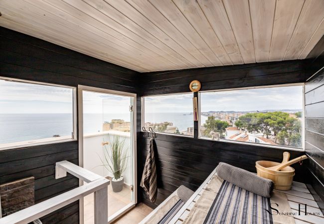 Casa adosada en Fuengirola - Luxury townhouse with rooftop Sauna & Jacuzzi Casa adosada en Fuengirola - Luxury townhouse with rooftop Sauna & Jacuzzi