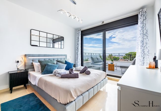 Casa adosada en Fuengirola - Luxury townhouse with rooftop Sauna & Jacuzzi Casa adosada en Fuengirola - Luxury townhouse with rooftop Sauna & Jacuzzi