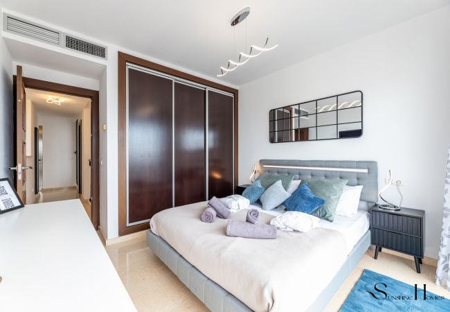 Casa adosada en Fuengirola - Luxury townhouse with rooftop Sauna & Jacuzzi Casa adosada en Fuengirola - Luxury townhouse with rooftop Sauna & Jacuzzi