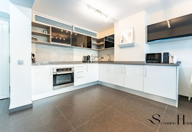 Apartamento en Benalmádena - Stylish Retreat: 1-Bed, Pool, Sleeps 3 Apartamento en Benalmádena - Stylish Retreat: 1-Bed, Pool, Sleeps 3