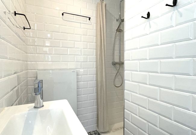 Apartamento en Torremolinos - Exquisite Central 2 Bedroom apt, Pool, Views Apartamento en Torremolinos - Exquisite Central 2 Bedroom apt, Pool, Views