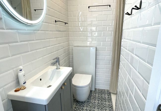 Apartamento en Torremolinos - Exquisite Central 2 Bedroom apt, Pool, Views Apartamento en Torremolinos - Exquisite Central 2 Bedroom apt, Pool, Views