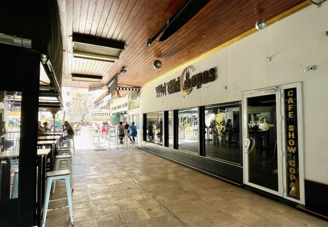 Apartamento en Torremolinos - Exquisite Central 2 Bedroom apt, Pool, Views Apartamento en Torremolinos - Exquisite Central 2 Bedroom apt, Pool, Views