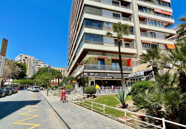 Apartamento en Torremolinos - Exquisite Central 2 Bedroom apt, Pool, Views Apartamento en Torremolinos - Exquisite Central 2 Bedroom apt, Pool, Views