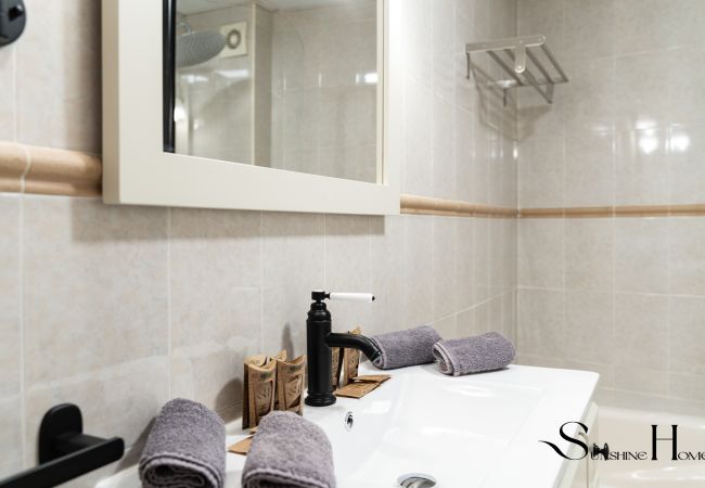 Apartamento en Torremolinos - 50 Meters from the Beach, 1 Bedroom with Parking Apartamento en Torremolinos - 50 Meters from the Beach, 1 Bedroom with Parking