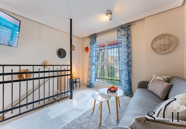 Apartamento en Torremolinos - Cozy 2 Bedroom Duplex, Parking, Terrace, Office, Pool!  Apartamento en Torremolinos - Cozy 2 Bedroom Duplex, Parking, Terrace, Office, Pool!