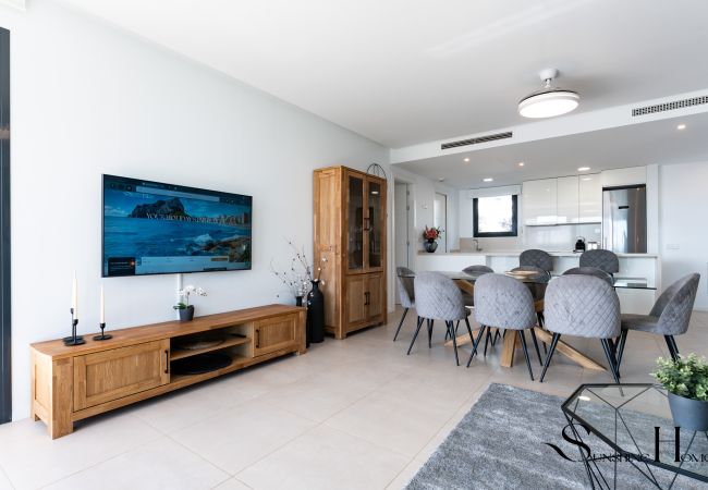 Apartamento en Fuengirola - Luxury Beach Escape, Pools, Gym & Sauna +Parking Apartamento en Fuengirola - Luxury Beach Escape, Pools, Gym & Sauna +Parking