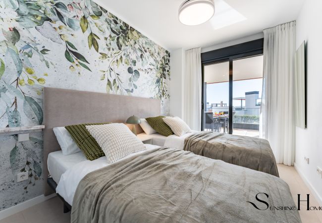 Apartamento en Fuengirola - Luxury Beach Escape, Pools, Gym & Sauna +Parking Apartamento en Fuengirola - Luxury Beach Escape, Pools, Gym & Sauna +Parking