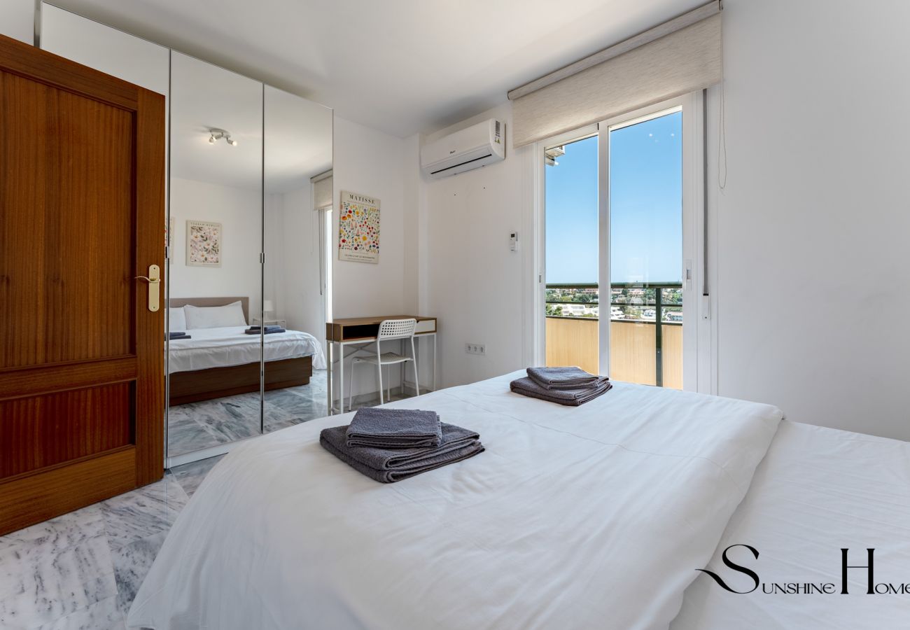 Apartamento en Benalmádena - Terraza del Paraíso, Dúplex de 3 Dormitorios, Barbacoa, Vistas, Piscina, Estacionamiento REF003
