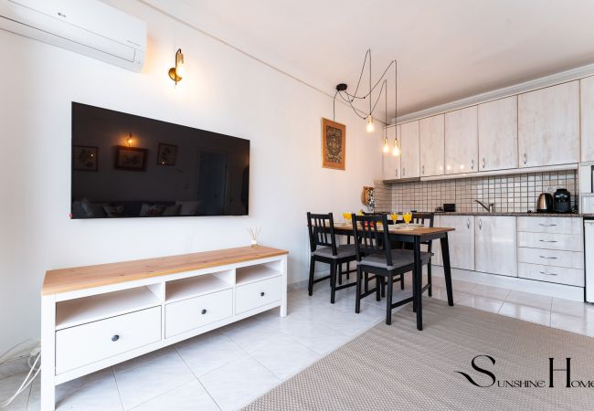 Apartamento en Benalmádena - Great Location, Sea View, 2 Bedroom, Steps from the Beach Apartamento en Benalmádena - Great Location, Sea View, 2 Bedroom, Steps from the Beach