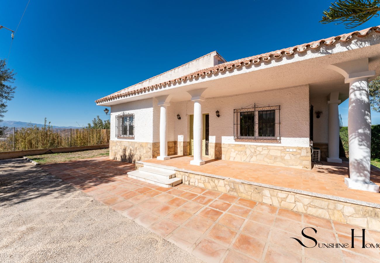 Villa en Alhaurín el Grande - Heated pool & spa villa in the mountains