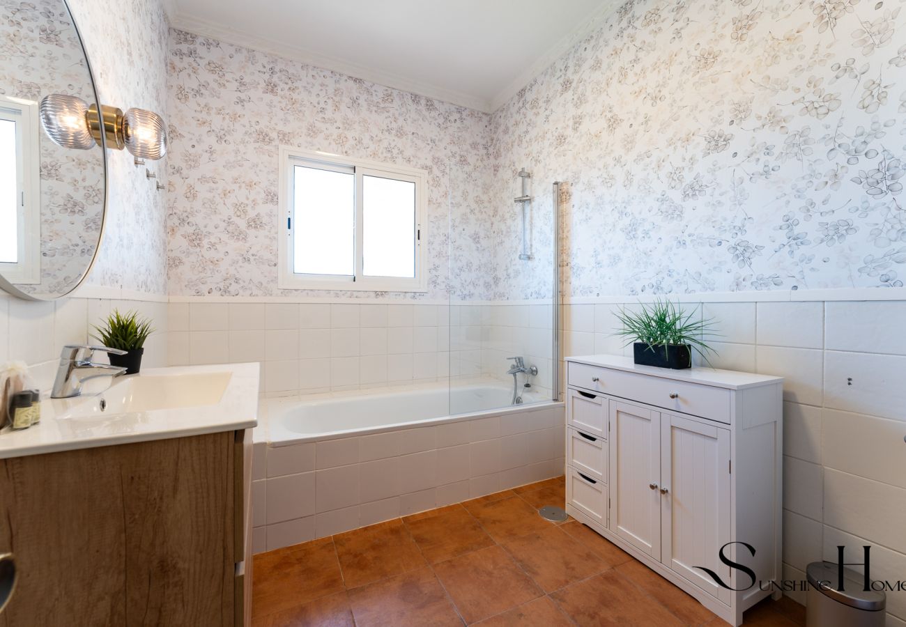 Villa en Alhaurín el Grande - Heated pool & spa villa in the mountains