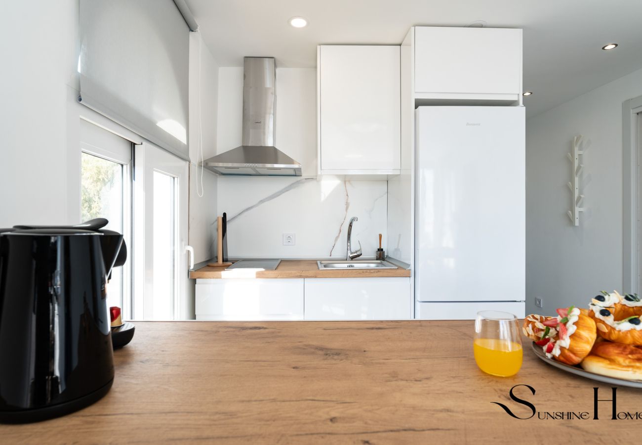 Apartamento en Torremolinos - Felicidad frente a la playa de Álamos - Retiro con vistas al mar REF049