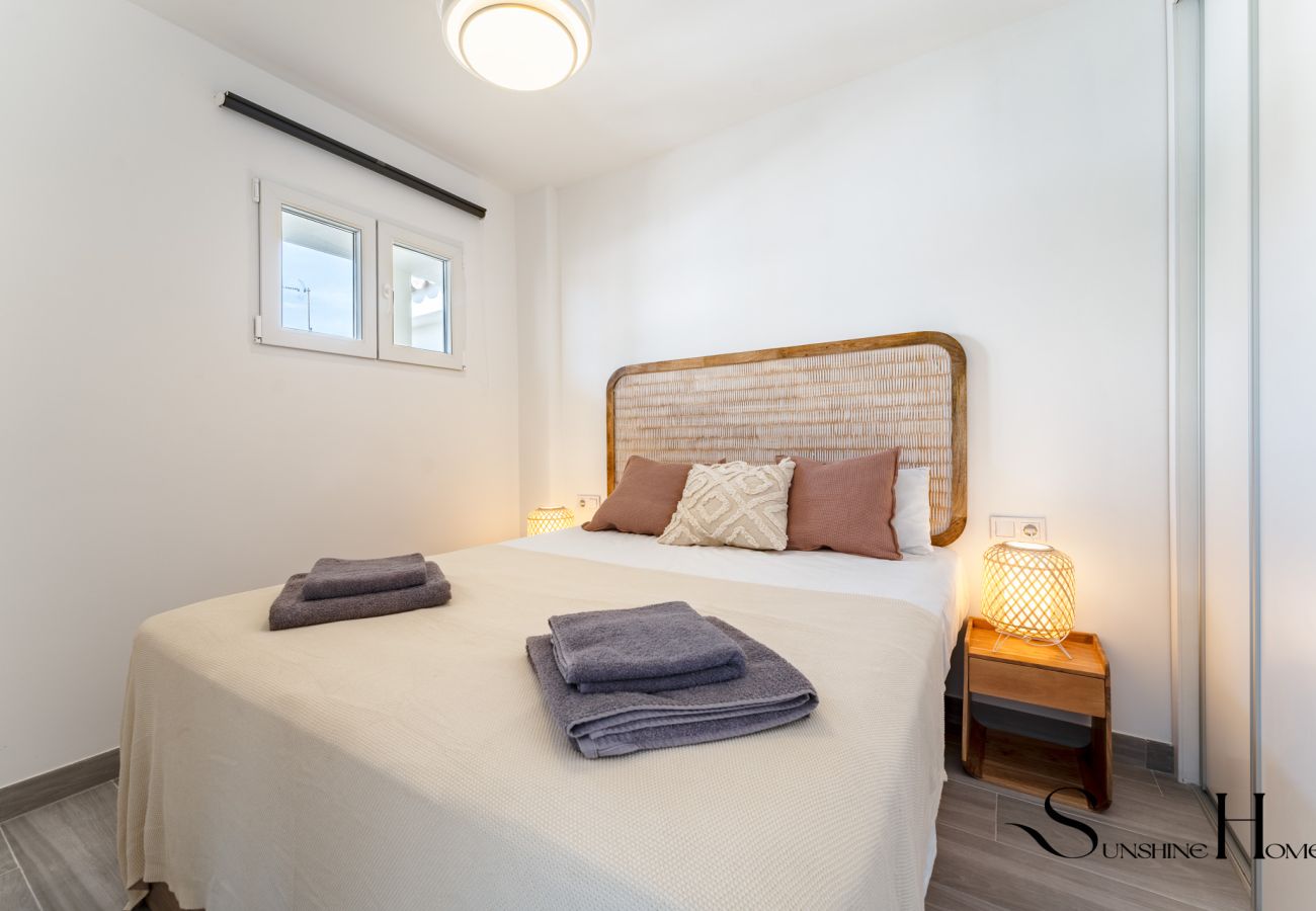 Apartamento en Torremolinos - Felicidad frente a la playa de Álamos - Retiro con vistas al mar REF049