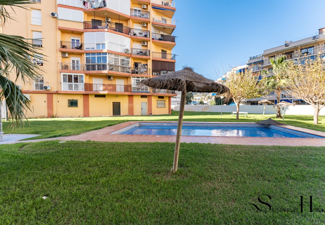 Apartamento en Torremolinos - Apartamento frente al mar con balcón y piscina REF065