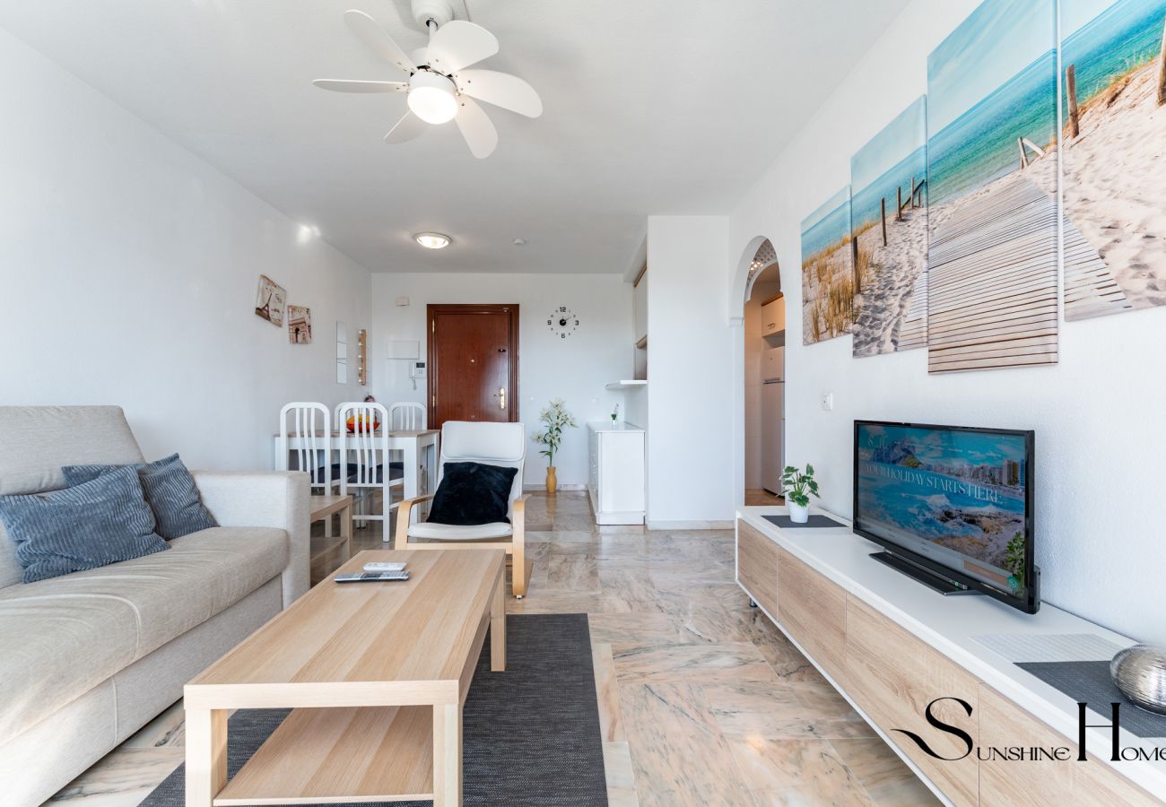 Apartamento en Benalmádena - Seaview Retreat Apartment with Pool