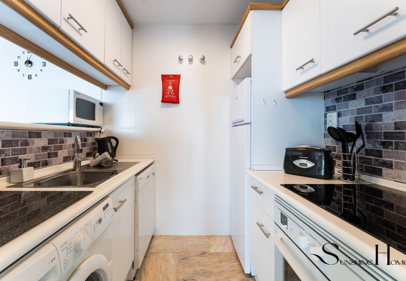 Apartamento en Benalmádena - Seaview Retreat Apartment with Pool