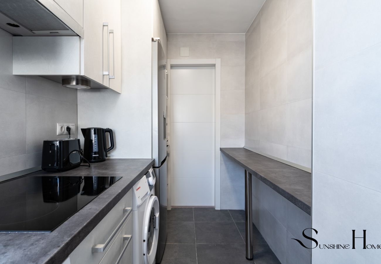 Apartamento en Benalmádena - Exclusivo 3D Cerca de Playa y Puerto Marina REF069