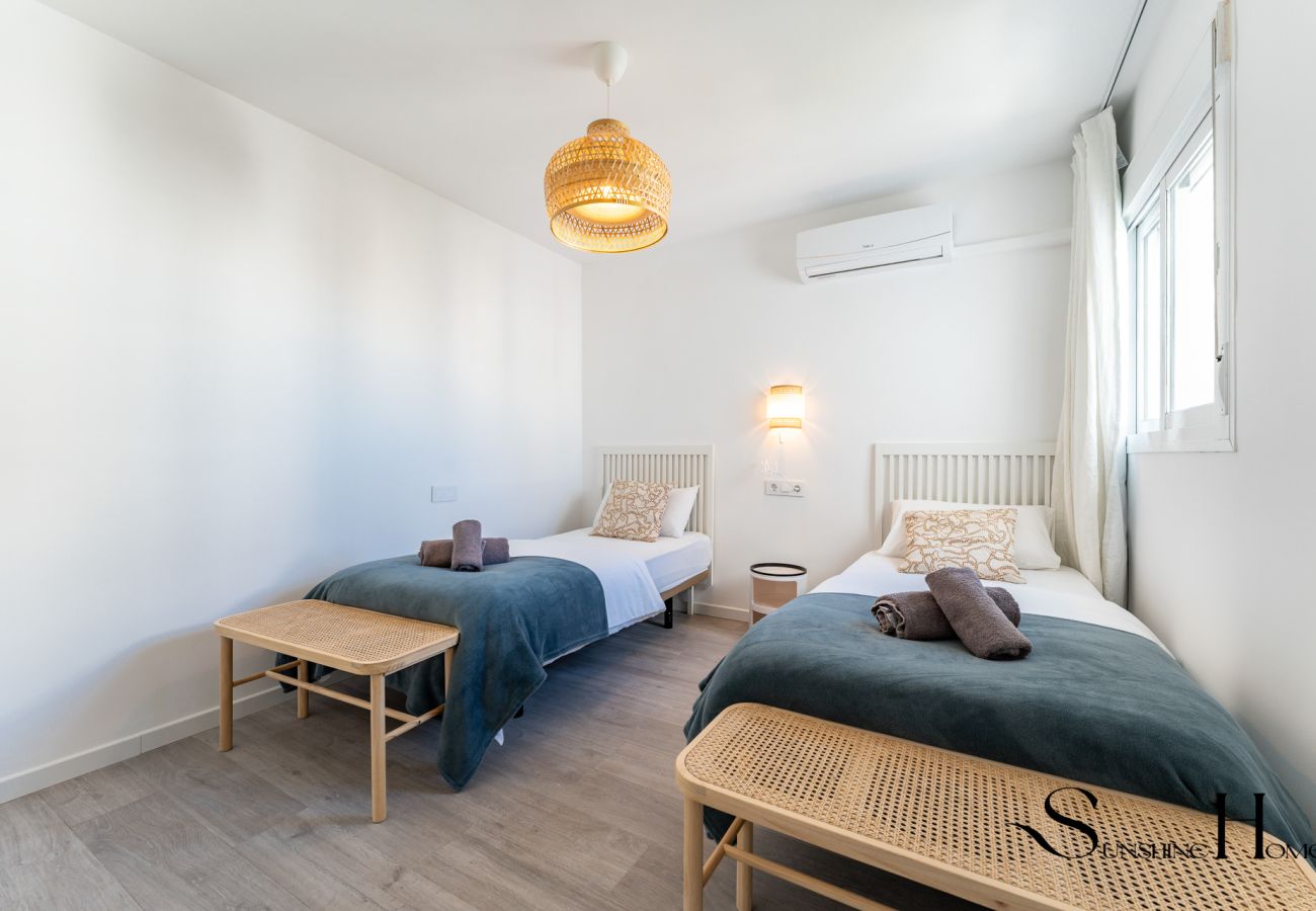 Apartamento en Benalmádena - Exclusivo 3D Cerca de Playa y Puerto Marina REF069