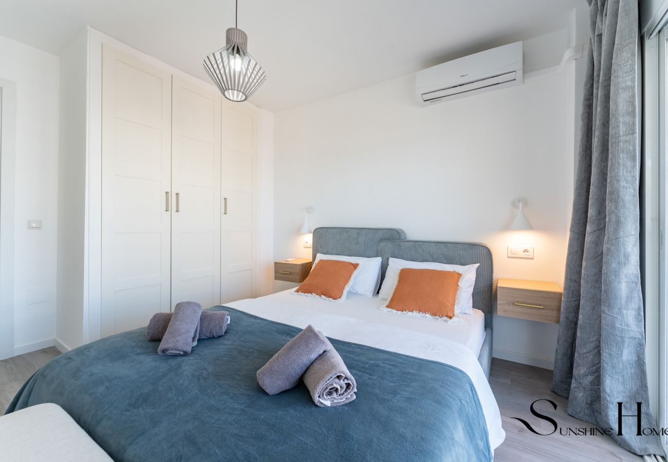 Apartamento en Benalmádena - Exclusivo 3D Cerca de Playa y Puerto Marina REF069