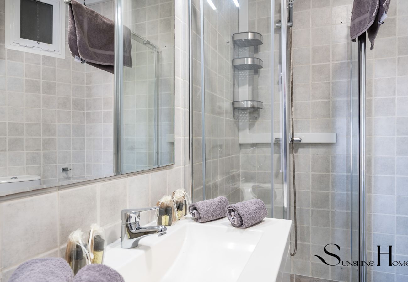 Apartamento en Benalmádena - Exclusivo 3D Cerca de Playa y Puerto Marina REF069